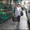 Lily Allen fait du shopping à Paris, le 4 octobre 2010