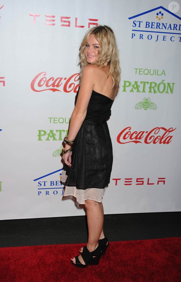 Caitlin Crosby lors d'une soirée organisée au profit de la Nouvelle-Orléans à Los Angeles, le 9 octobre 2010