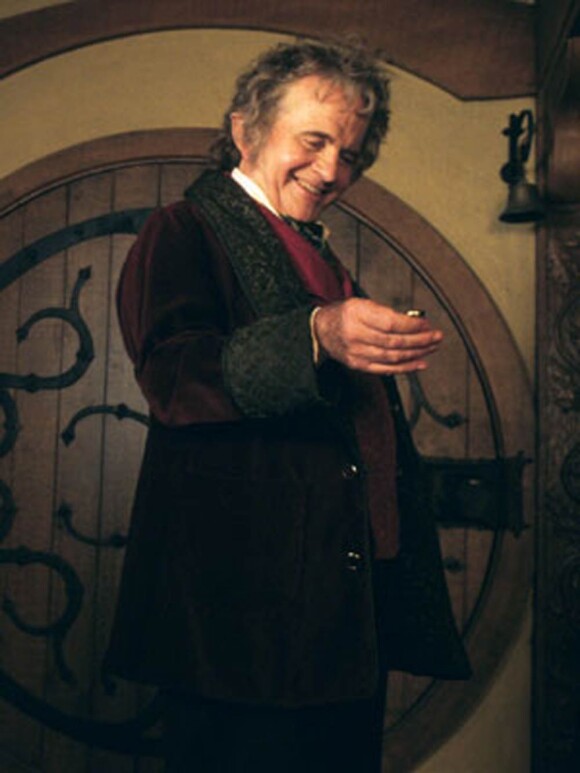 Ian Holm incarnait Bilbo dans la trilogie du Seigneur des Anneaux.