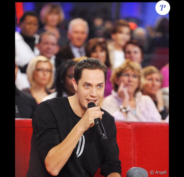 Grand Corps Malade Est Papa D Un Petit Garcon Purepeople