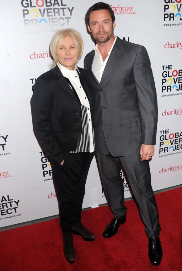 Hugh Jackman et son épouse Deborra-Lee Furness lors du lancement du DVD "1.4 Billion Reasons" à New York le 20 octobre 2010