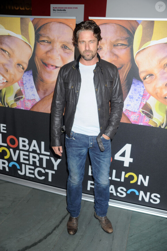 Gerard Butler lors du lancement du DVD "1.4 Billion Reasons" à New York le 20 octobre 2010
