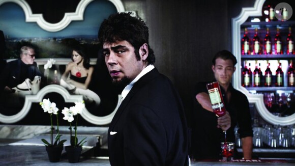 Benicio del Toro pour le calendrier Campari