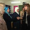 Rania de Jordanie à Amman, en Jordanie, lors d'une visite à des étudiants. Le 25 octobre 2010