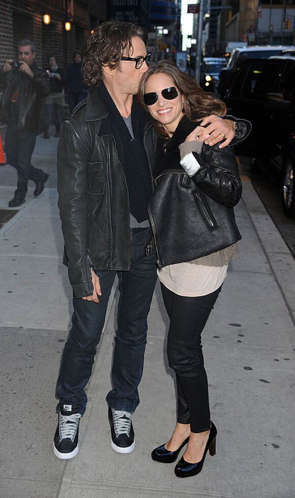 Robert Downey Jr. et sa femme Susan arrivent au Late Show with David Letterman, au Ed Sullivan Theatre, à New York, le 1er novembre 2010.