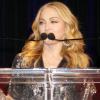 Madonna dans un super look lors des Fashion Delivers Awards. Le 3 novembre 2010 à New York