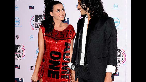 MTV EMA : Première sortie du couple Brand et une Eva Longoria très court vêtue !