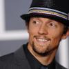 Jason Mraz accuse les Jonas Brothers de s'être inspirés de l'un de ses titres pour leur dernier single.