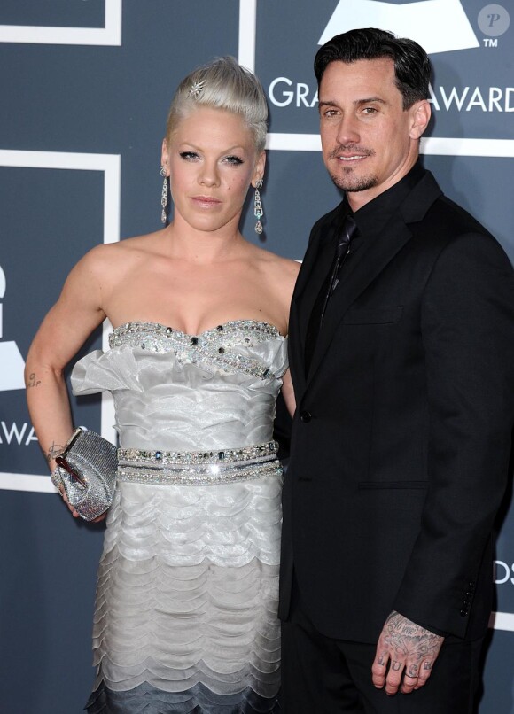 La chanteuse Pink et son épouse Carey Hart attendraient leur premier enfant, selon le site du magazine US Weekly.