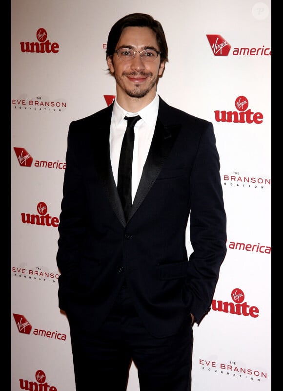 L'acteur Justin Long assiste à la soirée de charité Virgin Unite, jeudi 11 novembre à Los Angeles.