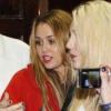 Miley Cyrus se rend dans un nightclub de Madrid, en Espagne, lundi 8 novembre.