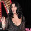 Cher assiste à l'avant-première du film Burlesque, dans lequel elle joue, lundi 15 novembre à Los Angeles.