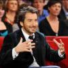 Edouard Baer, invité spécial de Vivement Dimanche (tourné le 17 novembre 2010 et diffusé le dimanche 21 novembre 2010 sur France 2)