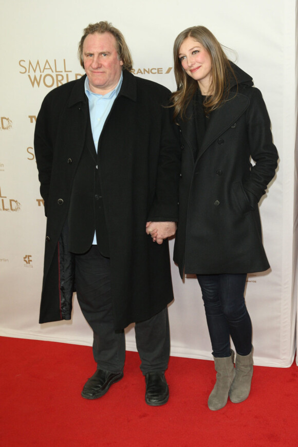 Gérard Depardieu et Alexandra Maria Lara lors de l'avant-première à Berlin du film Small World le 1er décembre 2010