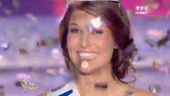 Laury Thilleman est sacrée Miss France 2011... et chute d'audience !