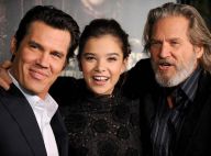 Josh Brolin et Jeff Bridges entourent la belle pornostar Jenna Jameson...