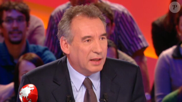 François Bayrou, invité du Grand Journal sur Canal +, le 13 décembre 2010