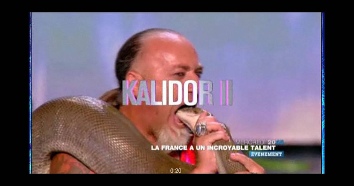 Kalidor Participera A La Troisieme Demi Finale De La France A Un Incroyable Talent Mercredi 15 Decembre 200 Sur M6 Purepeople Every cycle contestants audition their unique skills in front of a panel of judges to see who has what it takes to be named the top talent in france. kalidor participera a la troisieme demi