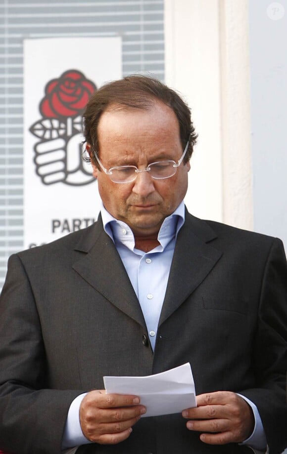 François Hollande, tourmenté, le 30 août 2007, à La Rochelle.