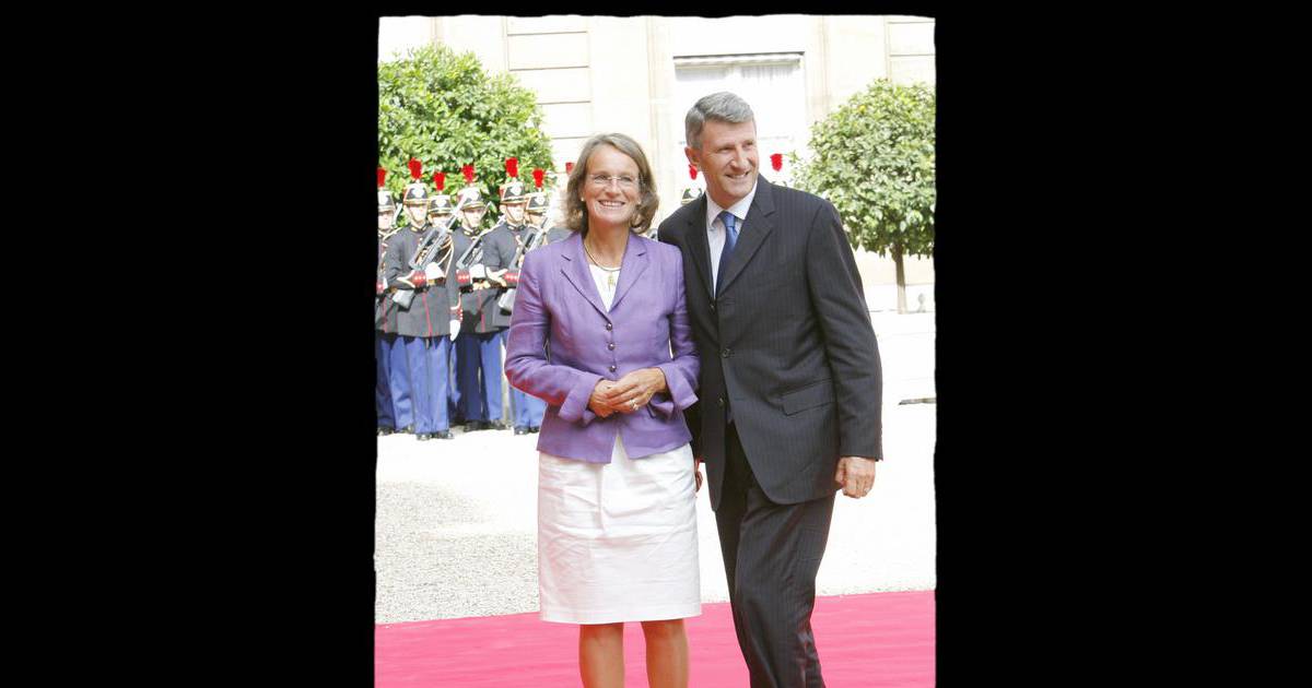 Qui Est L'épouse De Philippe De Villiers Philippe de Villiers et son épouse - Purepeople