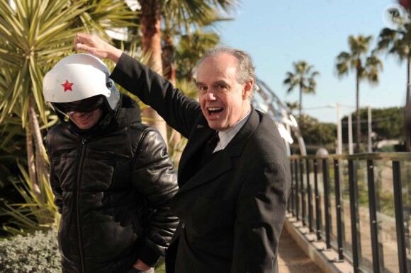Cascadeur de la délagation French Vibes et Frédéric Mitterrand, au Midem à Cannes, le 23 janvier 2011