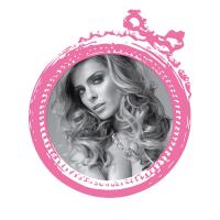 Clara Morgane vous incite à des jeux coquins...