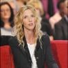 Sandrine Kiberlain lors de l'enregistrement de Vivement Dimanche, émission diffusée le 6 février 2011 sur France 2