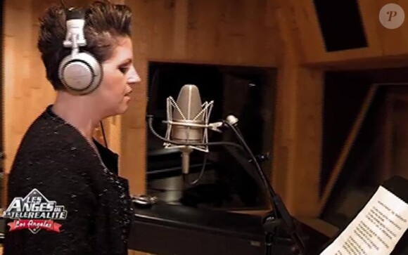 Sander enregistre son titre, une chanson d'amour (épisode 17 / vendredi 4 février 2011)