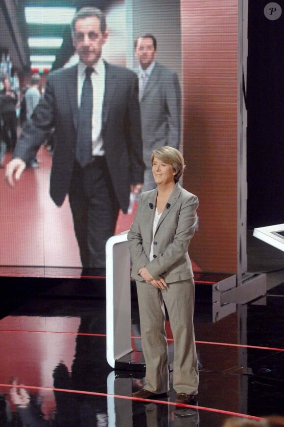 Arlette Chabot reçoit Nicolas Sarkozy dans À vous de juger, sur France 2, novembre 2006