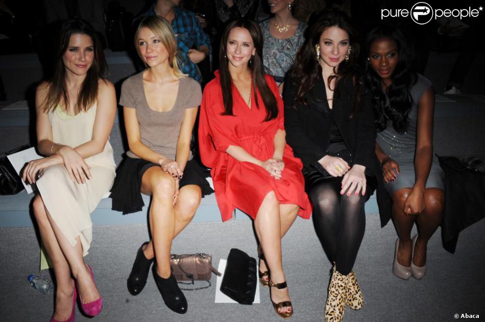 Jennifer Love Hewitt, Sophia Bush, Katrina Bowden, Lynn Collins et Tika ...