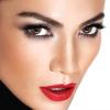 Jennifer Lopez égérie L'Oréal pour la gamme capillaire EverSleek et la gamme cosmétique Infallible.