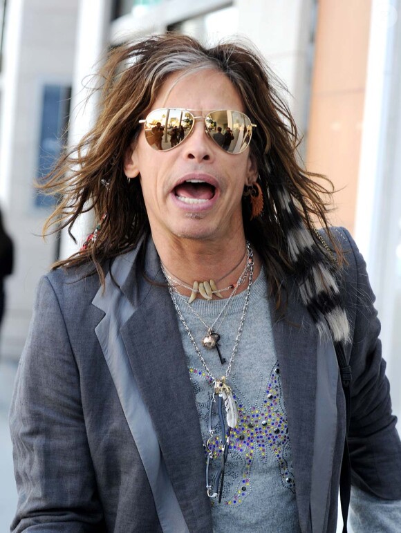 Steven Tyler dans les rues de Beverly Hills, le 24 février 2010