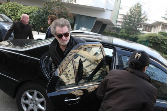 Eddy Mitchell lors des obsèques de Jennifer Hechter à l'église Sainte Cécile de Boulogne le 2 mars 2011