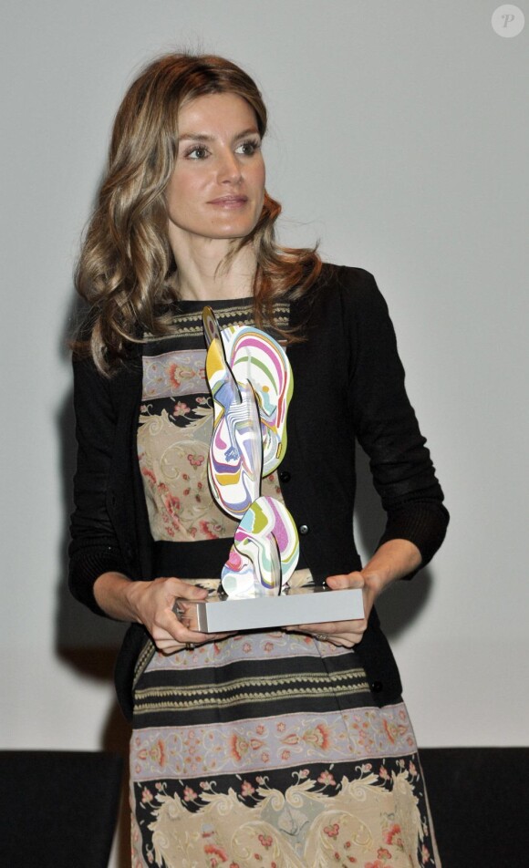 La princesse Letizia a remis un prix le 10 mars 2011 à Madrid