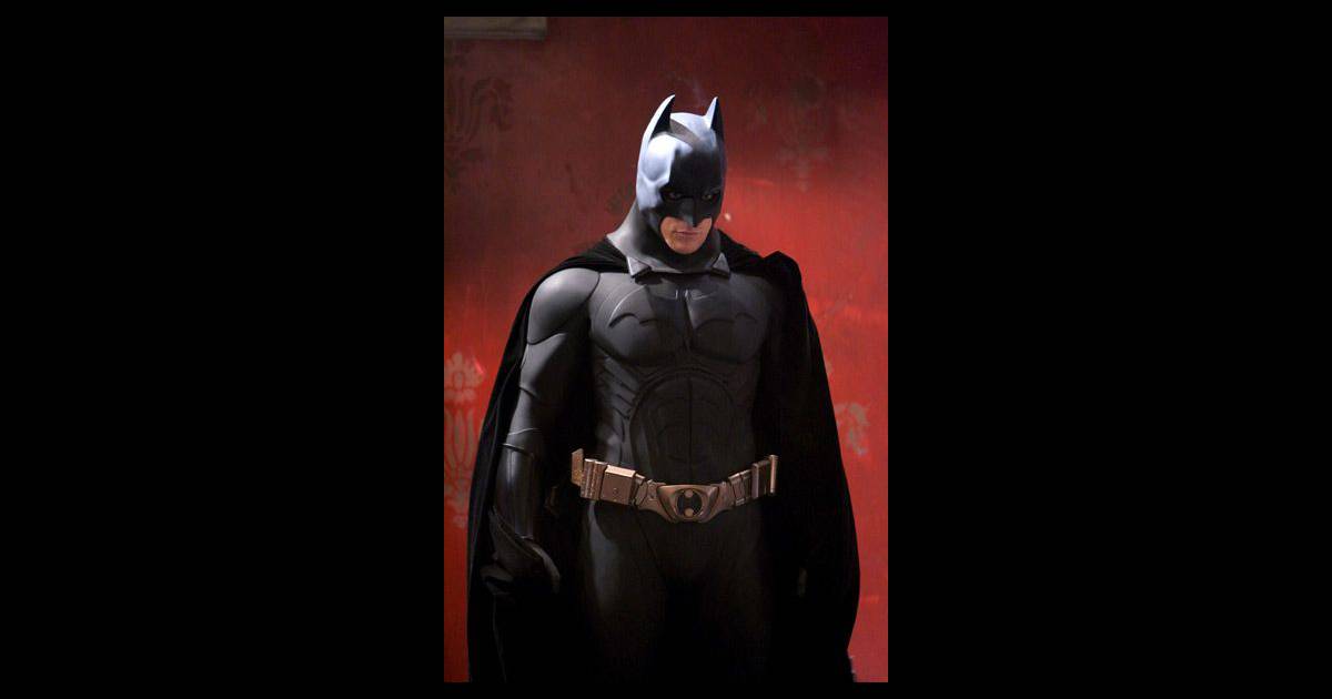 Christian Bale dans Batman Begins, où il campe le fameux ...