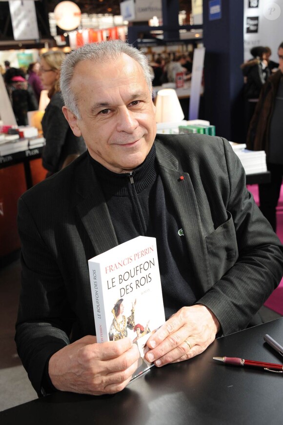 Francis Perrin au Salon du Livre, les 19 et 20 mars 2011, à la Porte de Versailles, à Paris.