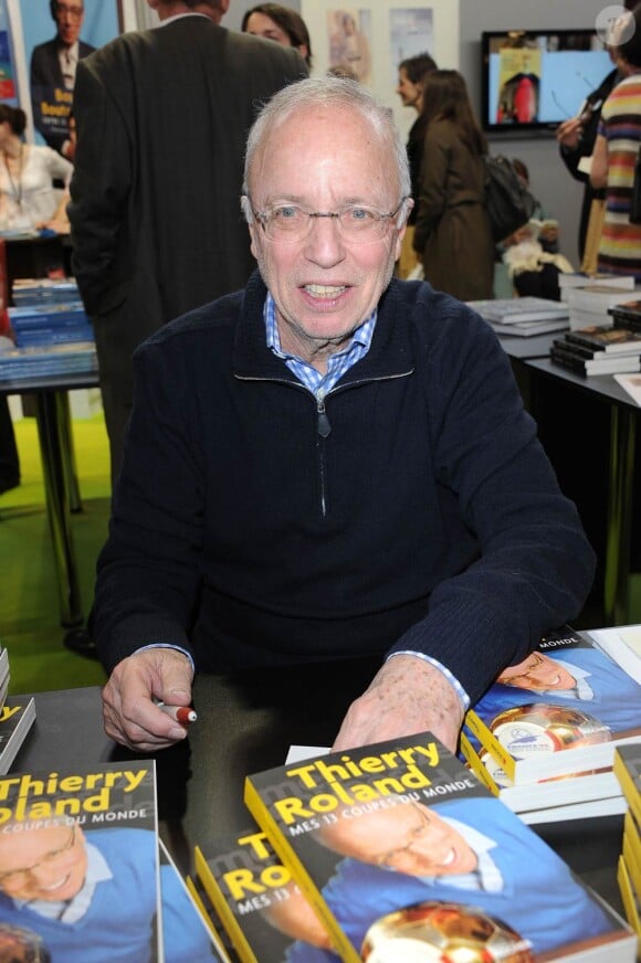 Thierry Roland au Salon du Livre, les 19 et 20 mars 2011, à la Porte de Versailles, à Paris.