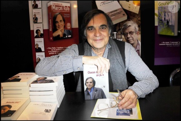 Marcel Rufo au Salon du Livre, à Paris, en mars 2011.
