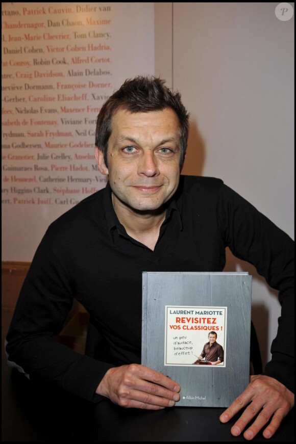 Laurent Mariotte au Salon du Livre, à Paris, en mars 2011.
