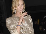 Uma Thurman : En célibataire et entourée d'une belle brochette de mâles...