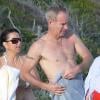 John McEnroe, son épouse Patty Smyth, et leurs amis à Saint-Barthélemy, le 23 mars 2011