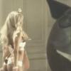 Zahia Dehar dans sa nouvelle vidéo, The Cat Cave, de Nick et Chloé