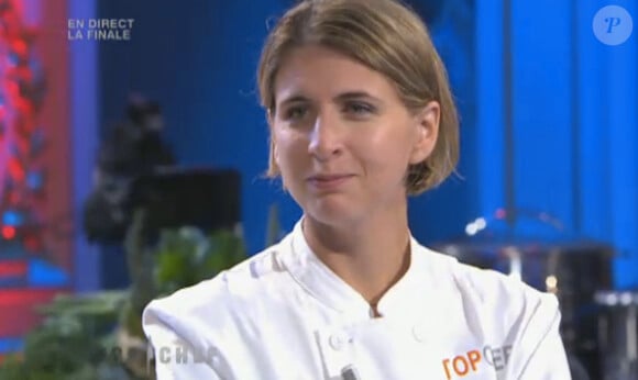 Stéphanie présente son menu aux chefs (Finale de Top Chef 2011, lundi 4 avril 2011).