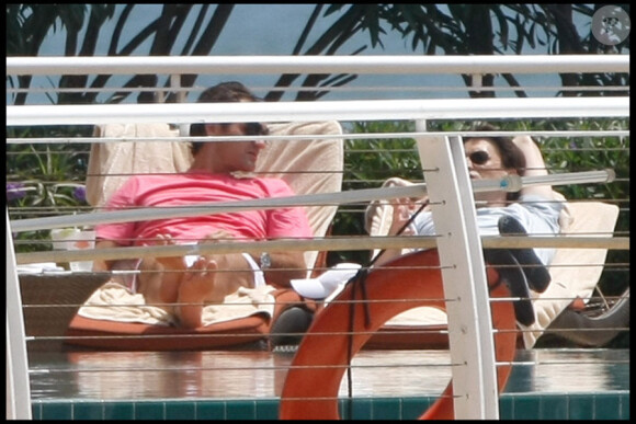 Roger Federer se remet de sa défaite face à Nadal à l'Open de Miami, le 3 avril 2011