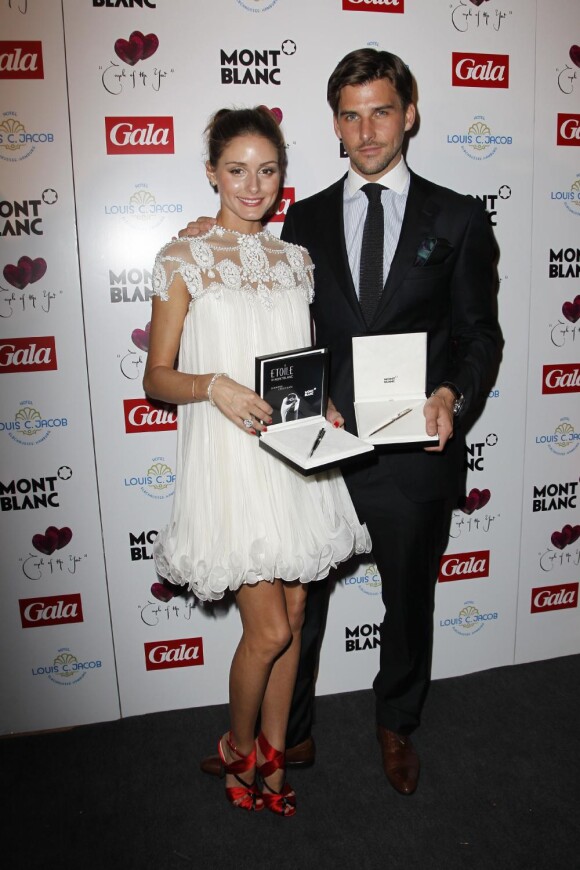 Olivia Palermo et Johannes Huebl ont été élu couple international de l'année (Allemagne, 11 avril 2011)