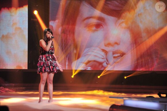 X Factor, premier prime live le 19 avril 2011 : La benjamine Marina D'Amico poursuit l'aventure.