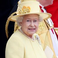 Mariage de William et Kate : La Reine Elizabeth II rend hommage à Jim Carrey !