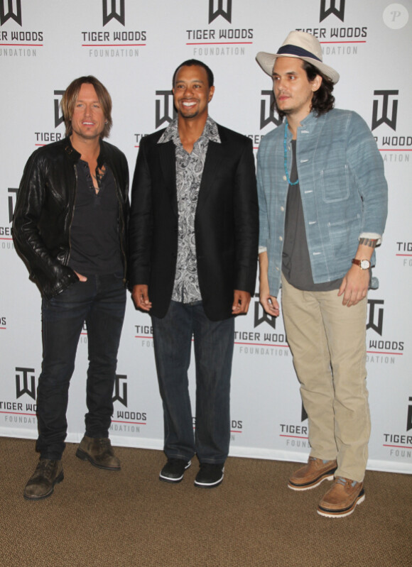 Keith Urban, Tiger Woods et John Mayer lors de la soirée Tiger Jam le 30 avril 2011 à Las Vegas