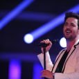 Vincent Léoty chante Beautiful de Christina Aguilera sur le plateau de X Factor le 3 mai 2011 sur M6