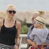 Gwen Stefani et son mari Gavin Rossdale débarquent sur la Côte d'Azur avec le petit Zuma et la baby-sitter le 13 mai 2011